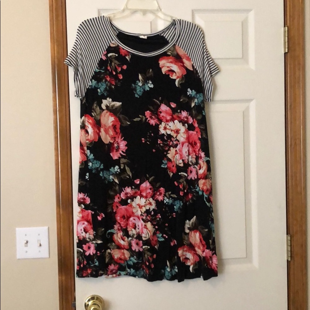 Maternity dress